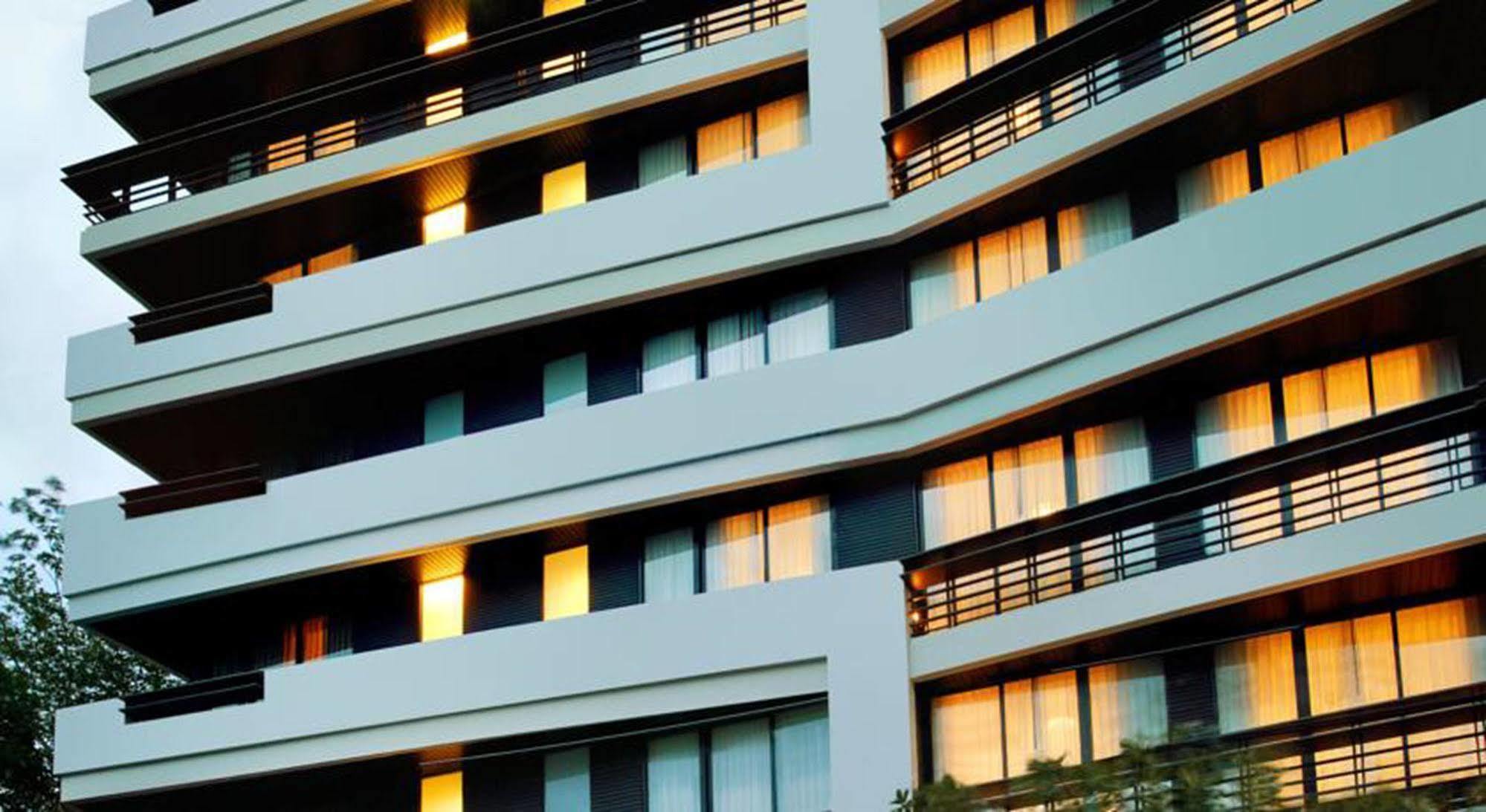 Oakwood Residence Sukhumvit Thonglor Bangkok Kültér fotó